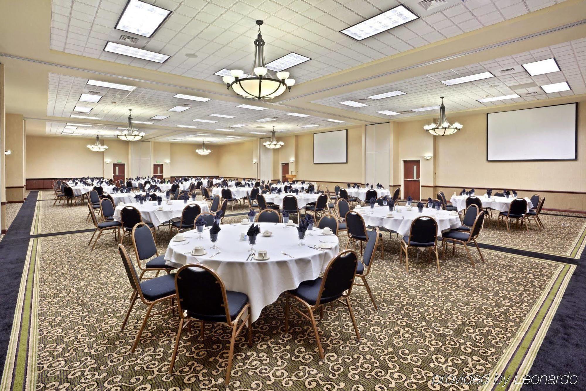 Holiday Inn Express Hotel & Suites Pasco-Tricities By Ihg Bagian luar foto
